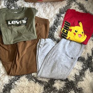 Levi's Olive T-Shirt and Gray Sweatpants Set